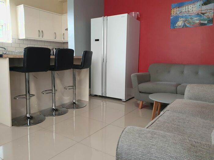 4 Bedroom End Of Terrace House To Rent In Crofton Street, Rusholme, Manchester, M14