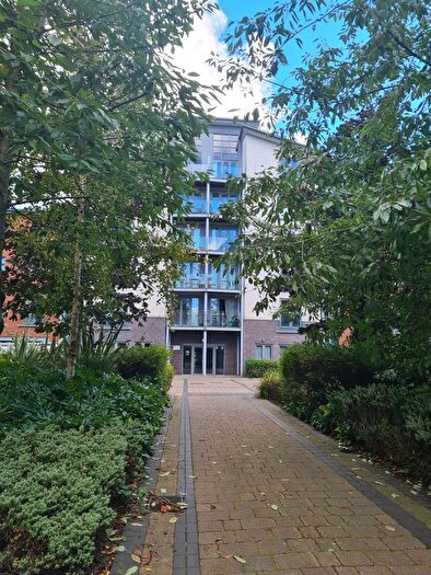 1 Bedroom Flat To Rent In Worsdell Drive, Gateshead, NE8