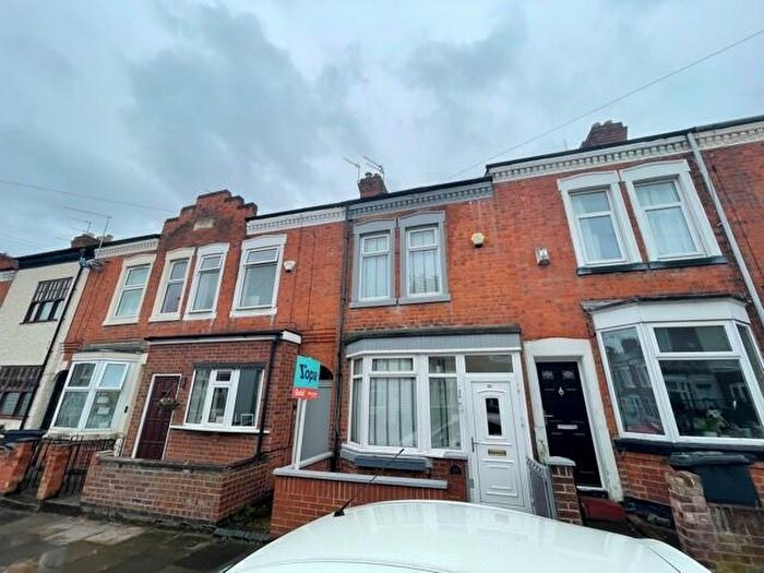 2 Bedroom Terraced House To Rent In Hawkesbury Road, Leicester, LE2