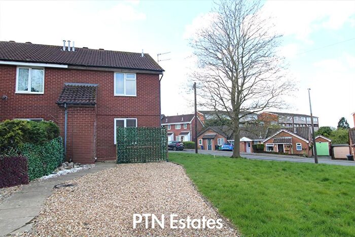 1 Bedroom Flat For Sale In Tamar Rise, Stourbridge, DY8