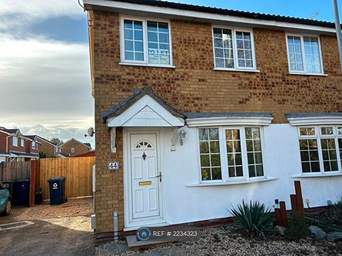 2 Bedroom Semi-Detached House To Rent In Thirlmere, Huntingdon, PE29