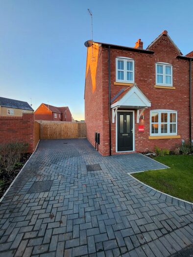 3 Bedroom Semi-Detached House To Rent In Karsten Avenue, Gainsborough, DN21