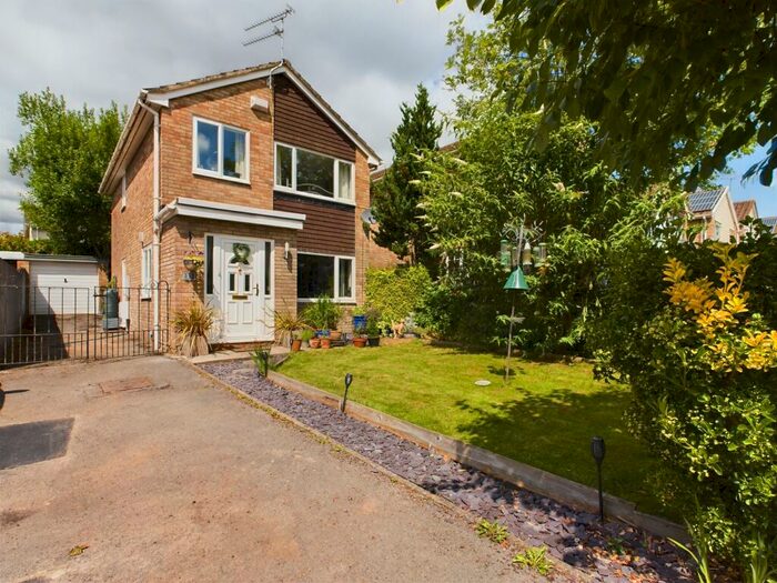 3 Bedroom Detached House For Sale In Meadowlands Close, Penhow, Caldicot, Monmouthshire, NP26