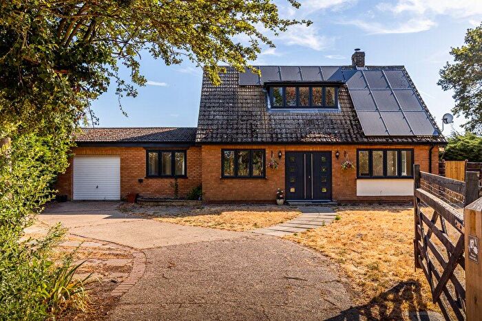 3 Bedroom Detached House For Sale In Green Lane, Swinderby, Lincolnshire, LN6