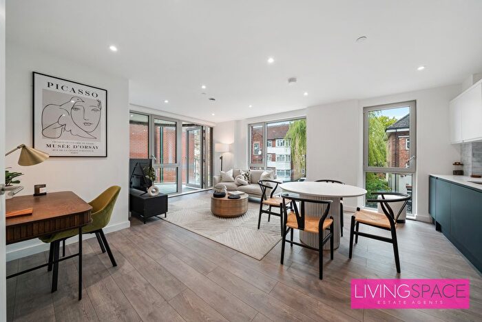 2 Bedroom Flat To Rent In Station Road, Harrow, HA1