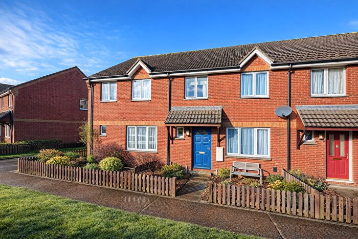 3 Bedroom Terraced House For Sale In Victoria Road, Newport, PO30