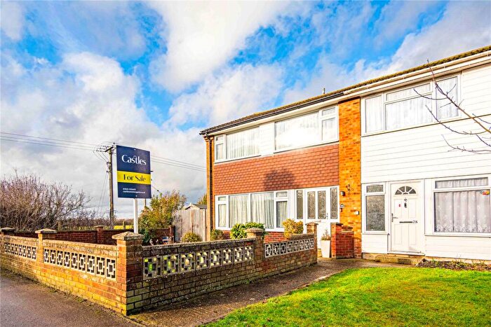 3 Bedroom End Of Terrace House For Sale In Northall Road, Eaton Bray, Central Bedfordshire, LU6