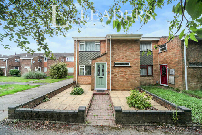 3 Bedroom Semi-Detached House To Rent In Greenfield Close, LU6