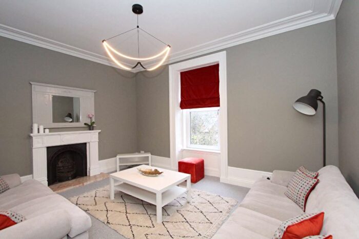 2 Bedroom Flat To Rent In Skene Street, First Floor Whole, Aberdeen, AB10