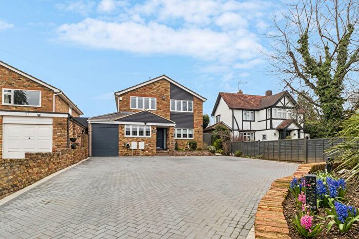 5 Bedroom Detached House For Sale In Copthall Lane, Chalfont St. Peter, Buckinghamshire, SL9