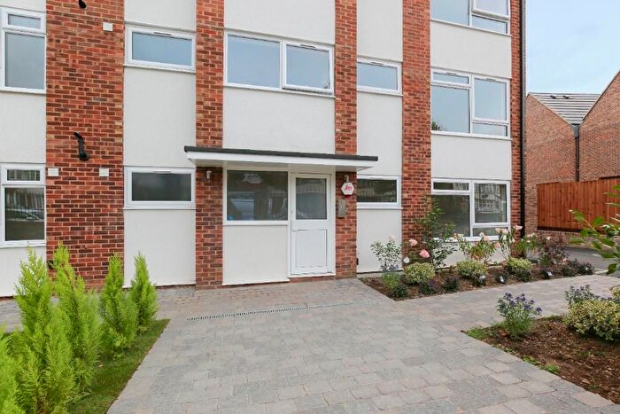 2 Bedroom Flat To Rent In Bury Street West, Edmonton, N9