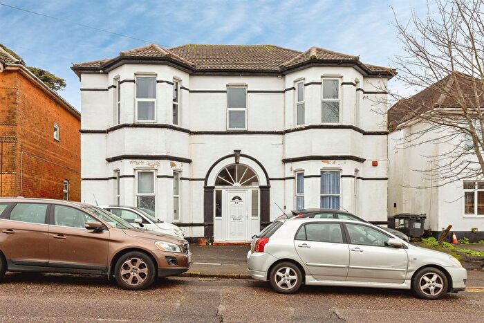 1 Bedroom Flat For Sale In Drummond Road, Bournemouth, BH1