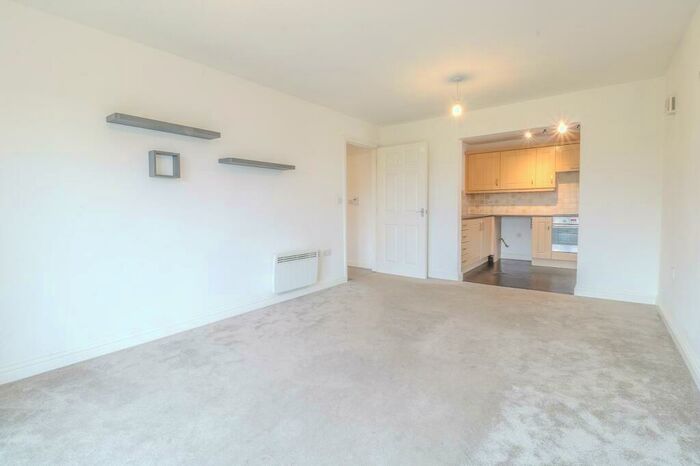 2 Bedroom Apartment For Sale In Sorbus Road, Turnford, Broxbourne, EN10