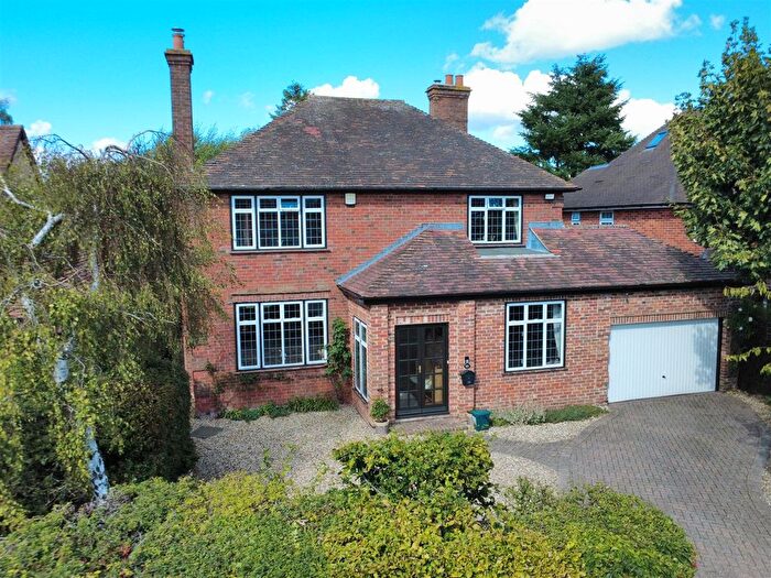 4 Bedroom Detached House For Sale In Enborne Road, Newbury, RG14