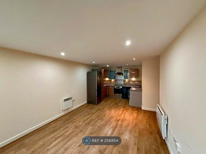 2 Bedroom Flat To Rent In Hall Street, Birmingham, B18