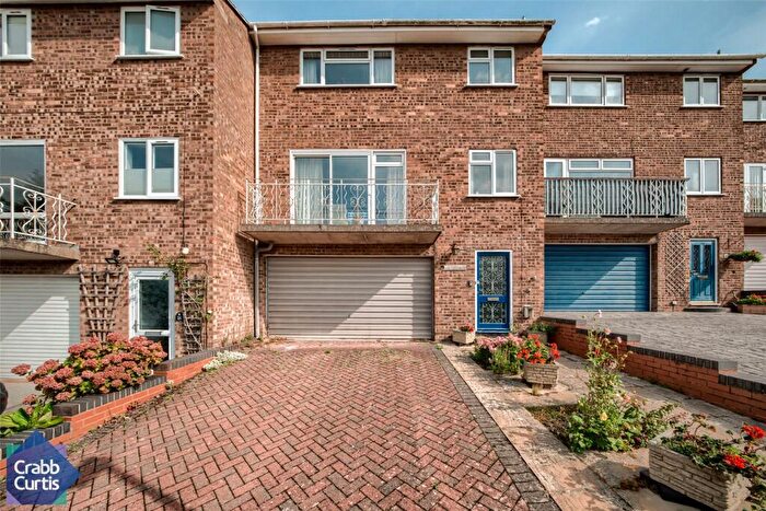 4 Bedroom Terraced House For Sale In Cocksparrow Street, Warwick, CV34