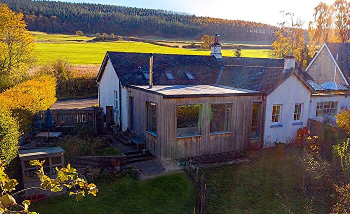 3 Bedroom Semi-Detached Bungalow For Sale In Dilston West Cottages, Corbridge, NE45