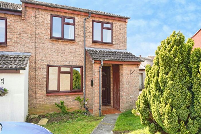 3 Bedroom End Of Terrace House For Sale In Larkrise, Cam, Dursley, Gloucestershire, GL11