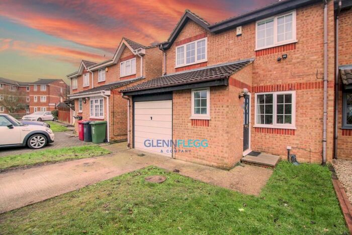 4 Bedroom Semi-Detached House To Rent In ***Let Agreed***Lowestoft Drive, Slough***Let Agreed***, SL1