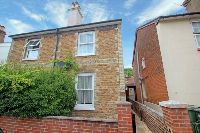 2 Bedroom Semi-Detached House To Rent In Markenfield Road, Guildford, GU1