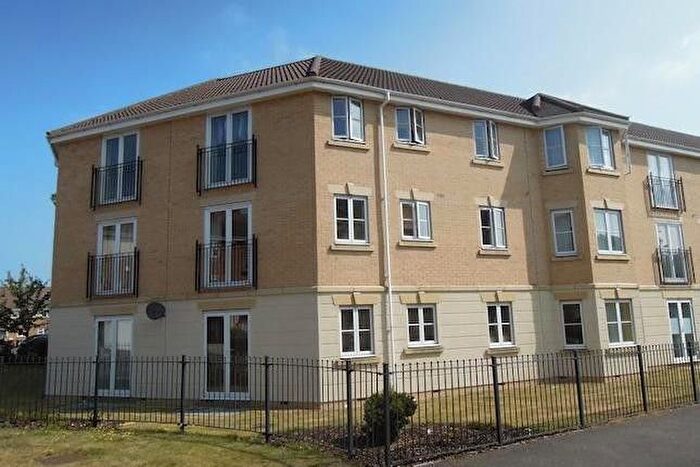 2 Bedroom Flat To Rent In Scholars Walk, Slough, SL3