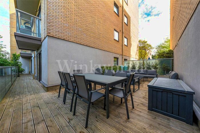 2 Bedroom Apartment To Rent In Granville Road, London, NW2