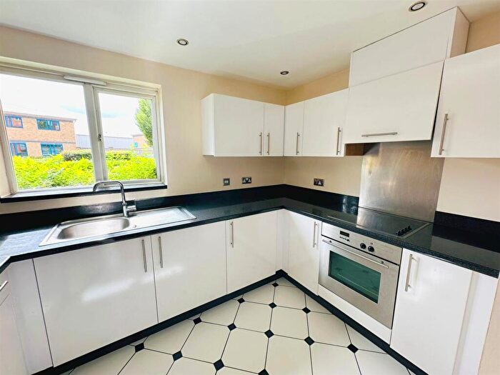 2 Bedroom Apartment To Rent In Crane Mead, SG12