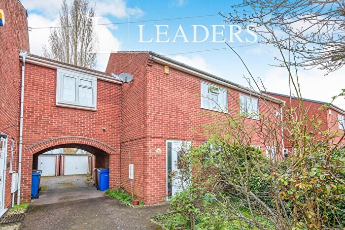 3 Bedroom Town House To Rent In Grosvenor Avenue, Sawley, NG10