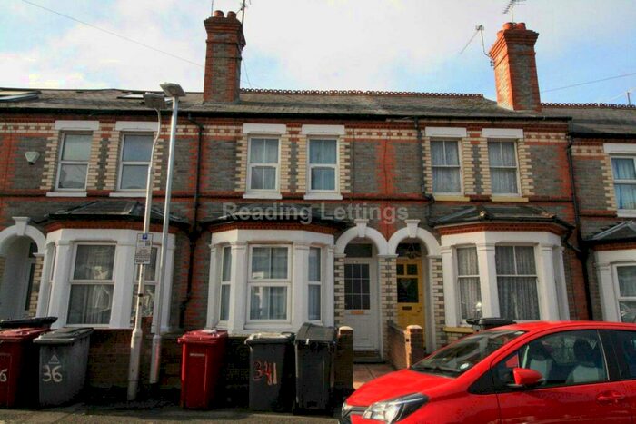 5 Bedroom Terraced House To Rent In Norris Road, Reading, RG6