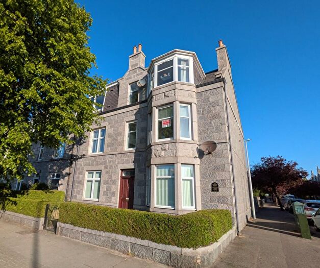 1 Bedroom Flat To Rent In Balmoral Place, Aberdeen, AB10