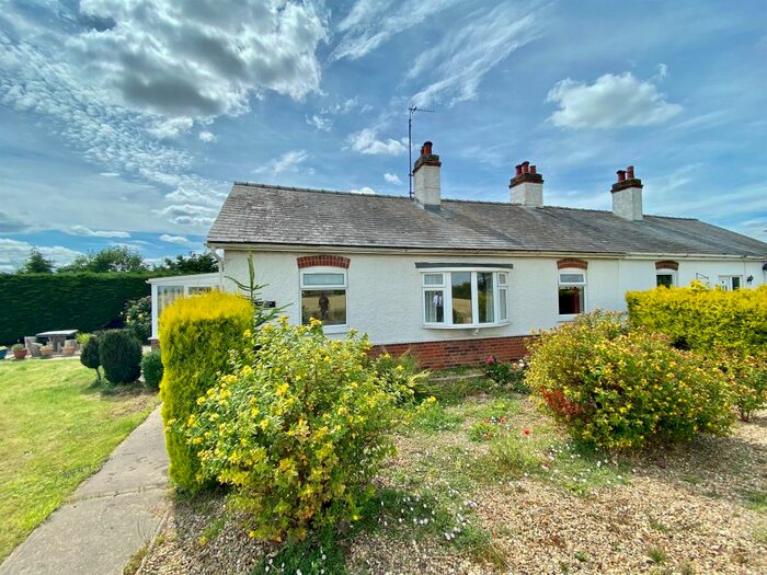2 Bedroom Semi-Detached Bungalow For Sale In South Drove, Pode Hole, Spalding, PE11