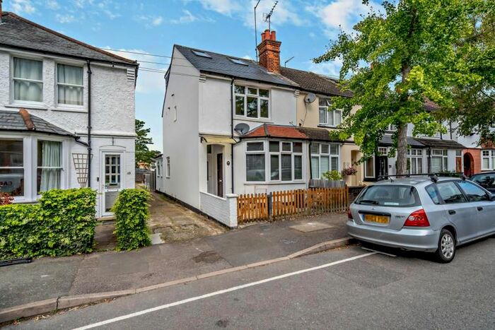 2 Bedroom Flat To Rent In Hilliard Road, Northwood, HA6