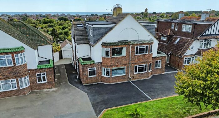 5 Bedroom Semi Detached House For Sale In Nevill Avenue, Hove, BN3