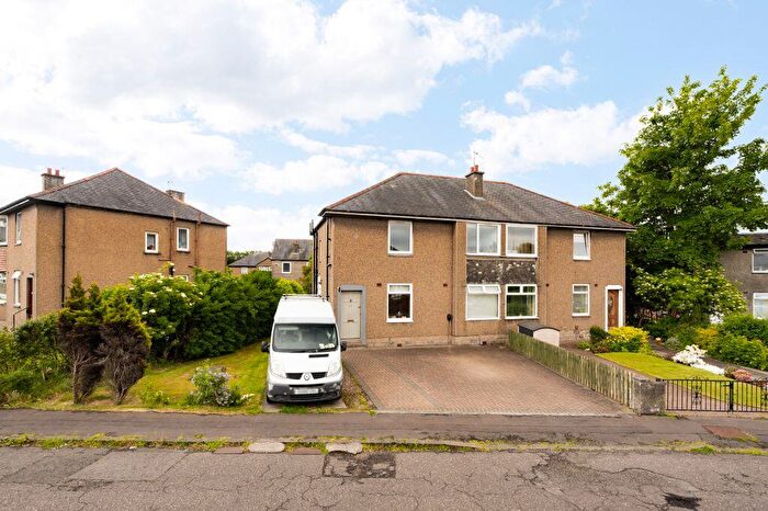 2 Bedroom Flat For Sale In Broomside Terrace, Edinburgh, EH12