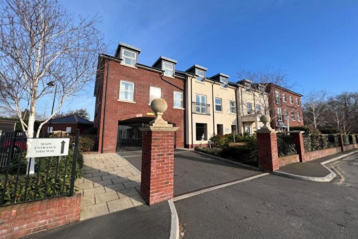 1 Bedroom Retirement Property For Sale In Monmouth Road, Abergavenny, NP7