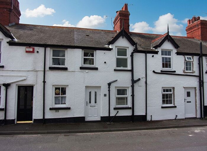 2 Bedroom Terraced House To Rent In Gwindy Street, Rhuddlan, LL18