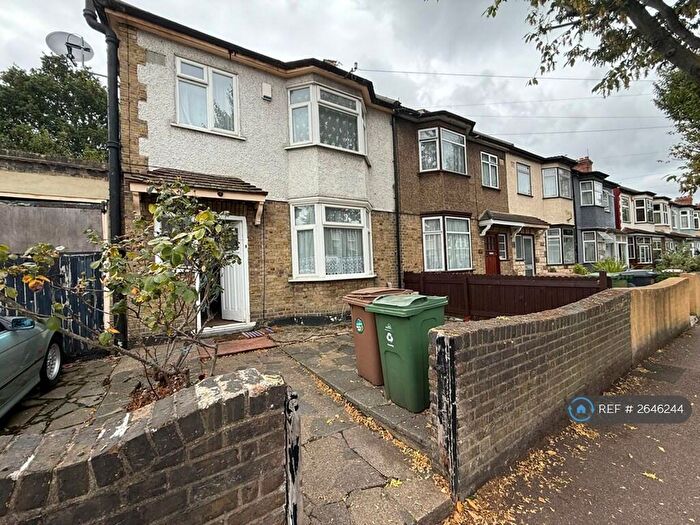 4 Bedroom Semi-Detached House To Rent In Capworth Street, London, E10