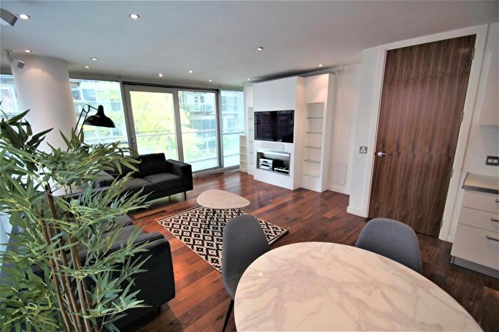 2 Bedroom Apartment To Rent In The Edge, Clowes Street, M3