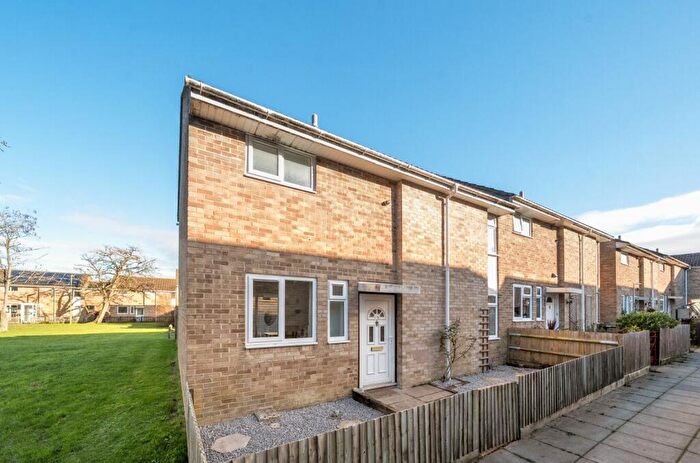 3 Bedroom End Of Terrace House For Sale In Byng Walk, Andover, SP10