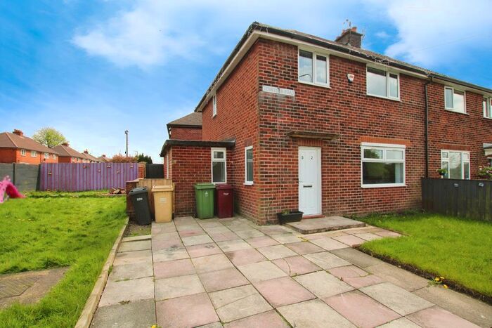 3 Bedroom Semi-Detached House To Rent In Tennyson Road, Bolton, BL4