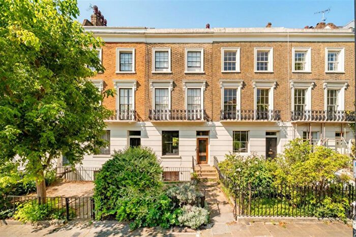 4 Bedroom Maisonette For Sale In Albert Street, Camden, NW1