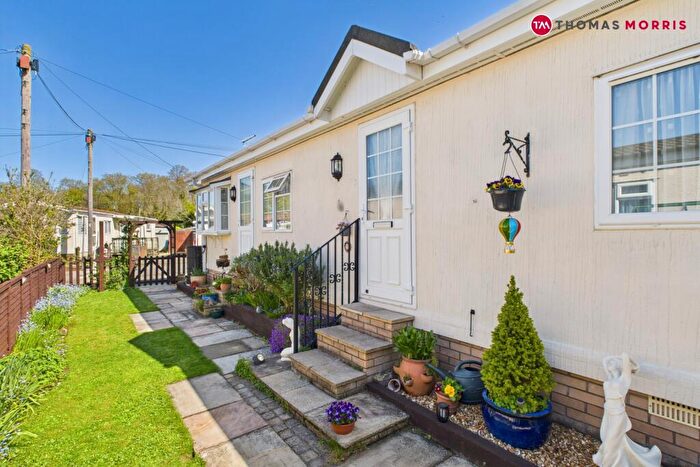 2 Bedroom Detached House For Sale In The Grove, Warboys Road, Old Hurst, Huntingdon, PE28