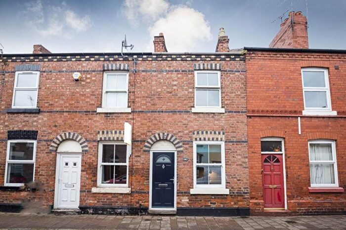 2 Bedroom Terraced House To Rent In Garden Lane, Chester, CH1
