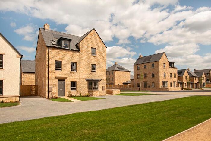 3 Bedroom End Of Terrace House For Sale In Ilkley Road, Burley In Wharfedale, West Yorkshire, LS29