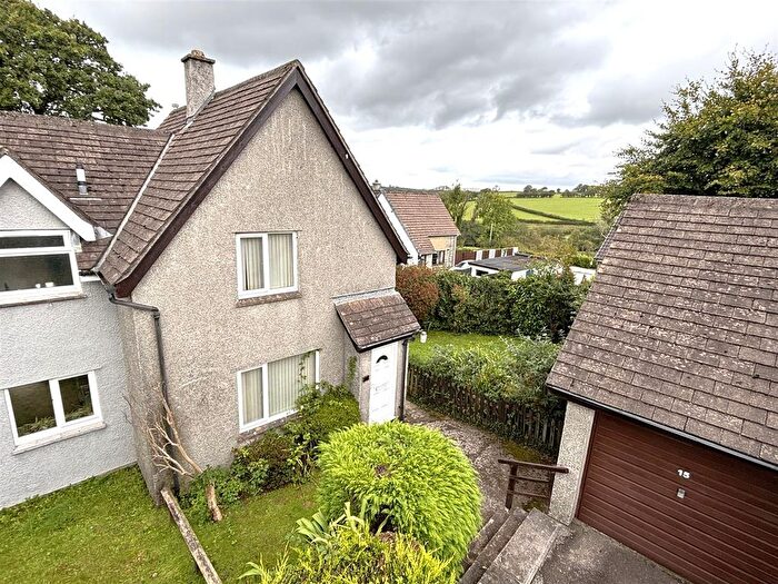 2 Bedroom End Terrace House For Sale In Branson Park, Grenofen, Tavistock, PL19