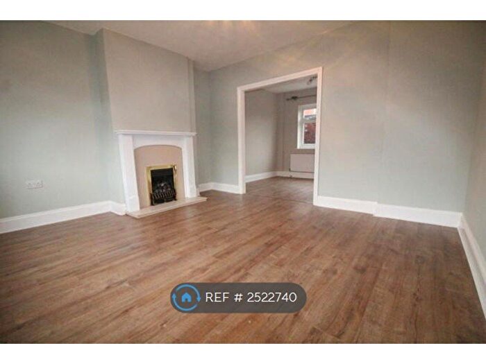 3 Bedroom Terraced House To Rent In Branwell Avenue, Birstall, Batley, WF17