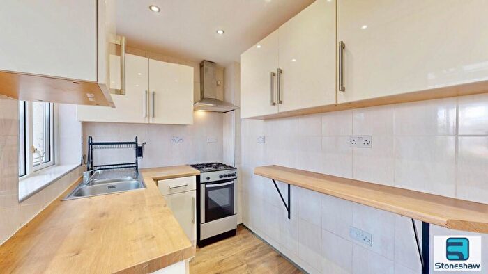 3 Bedroom Terraced House For Sale In Rothwell Road, Dagenham, RM9