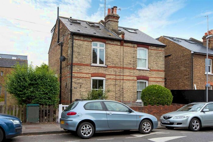 3 Bedroom Semi-Detached House To Rent In Elm Road, Kingston Upon Thames, KT2