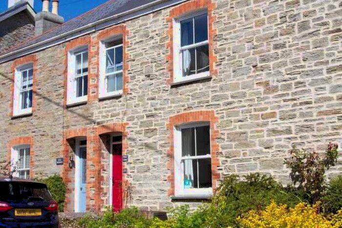 2 Bedroom Cottage To Rent In Lemon Hill, Falmouth, TR11