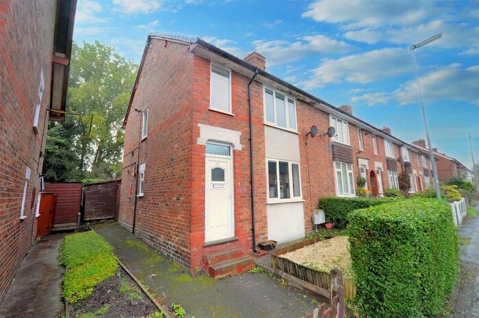 2 Bedroom End Of Terrace House To Rent In Princes Street, Stone, ST15